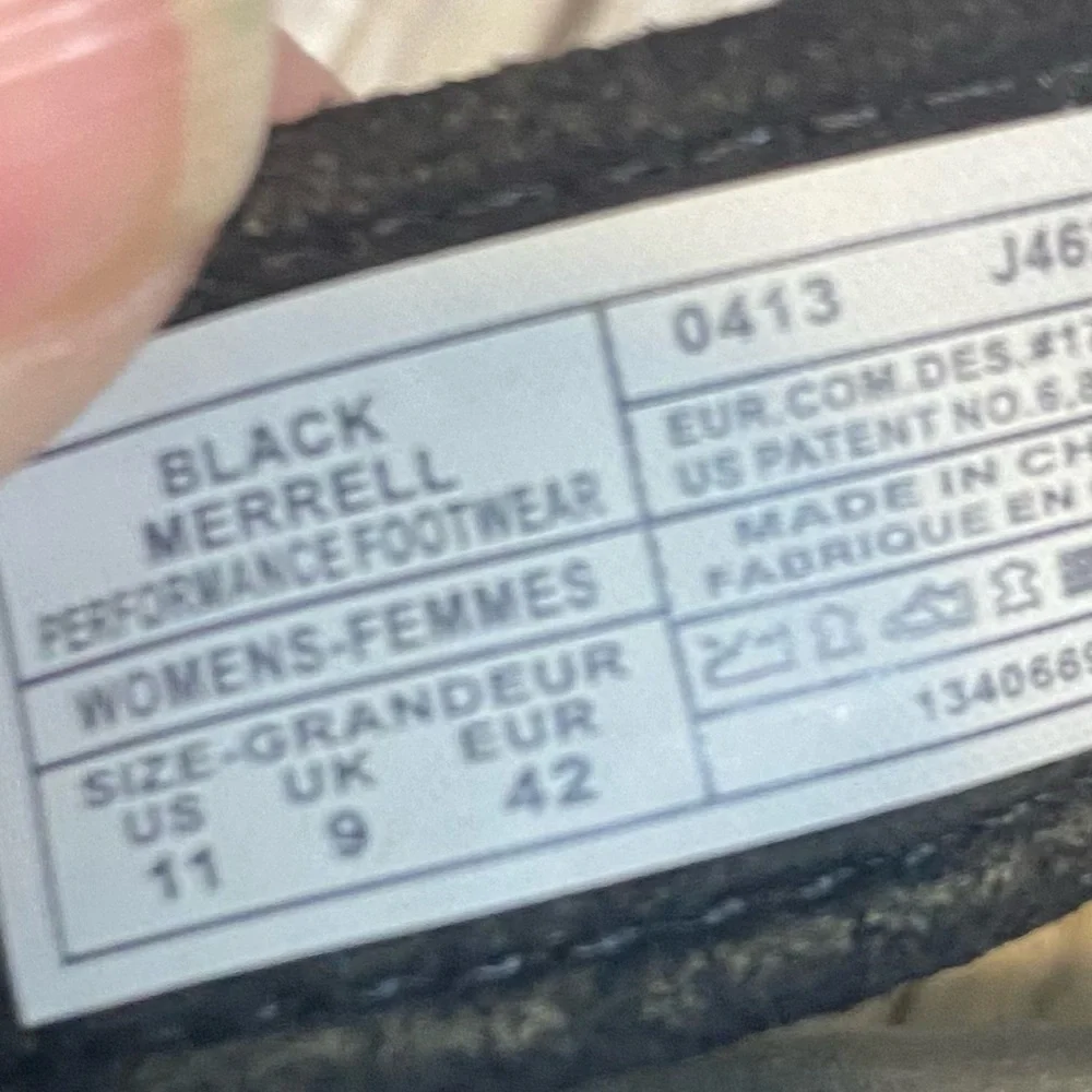Merrell Women's Black Strappy Sandals Sz 11
